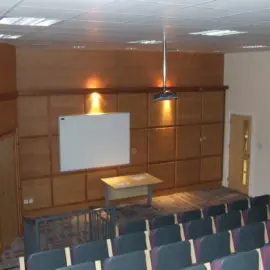 Newham College – Lecture Theatre